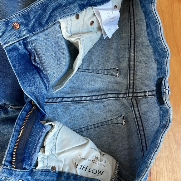 Mother jeans the looker ankle step fray size 27 color where there’s smoke - Picture 2 of 3